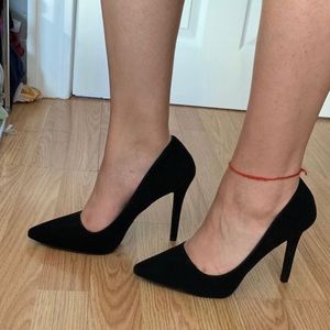 Suede pumps